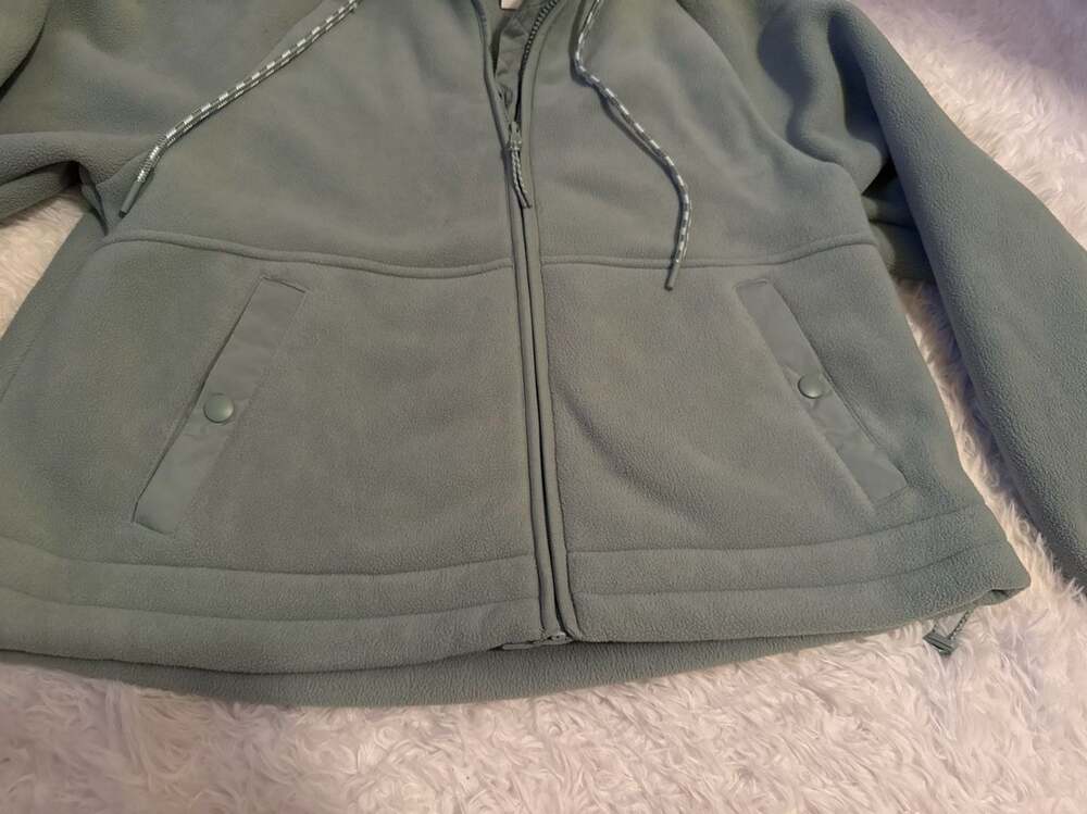 NWT Lou & Grey Dusty Sage Fleece Full Zip Funnel Neck Jacket - Picture 3 of 4